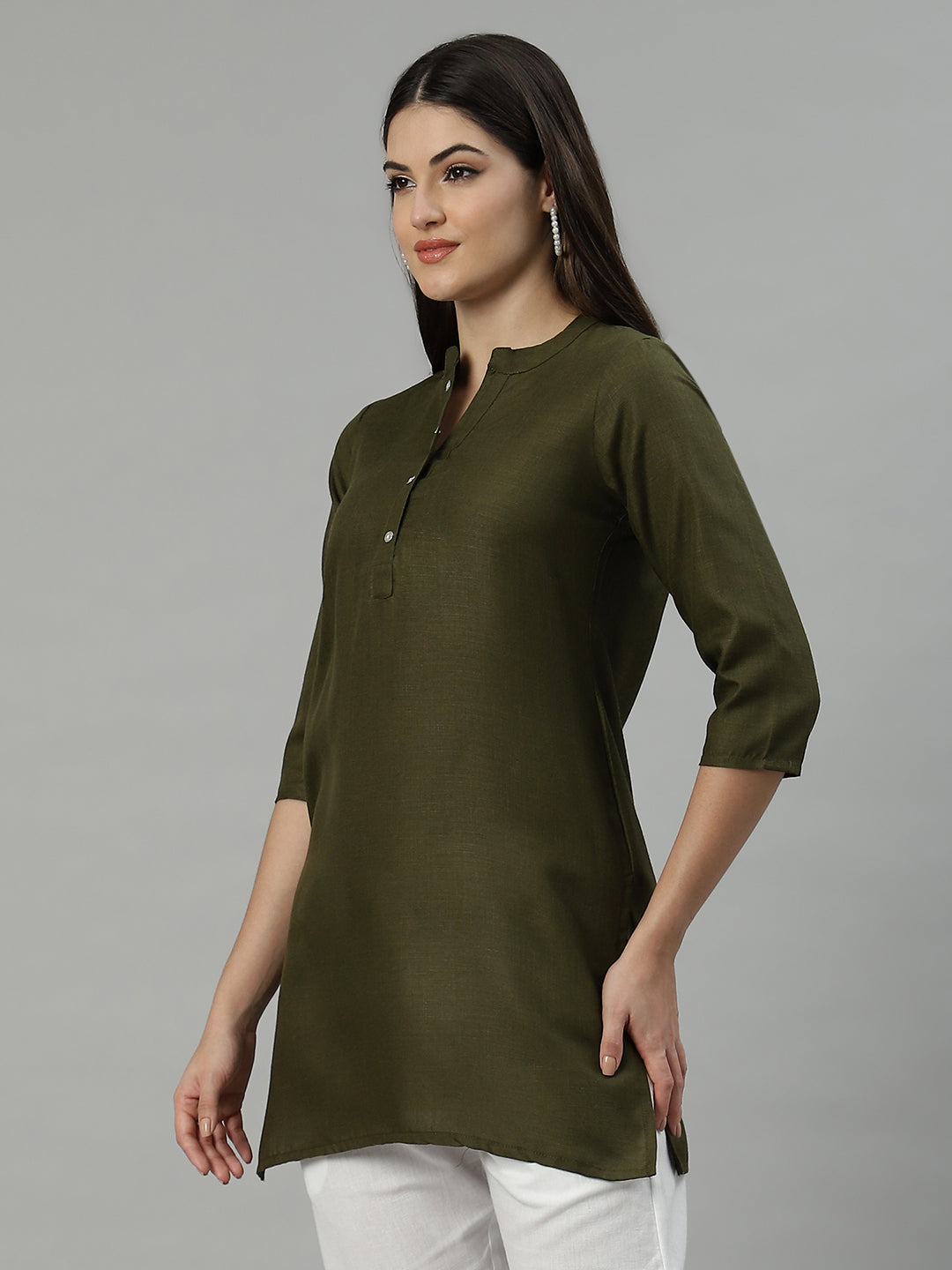 Flamboyant Cotton Solid A-line Women Kurti