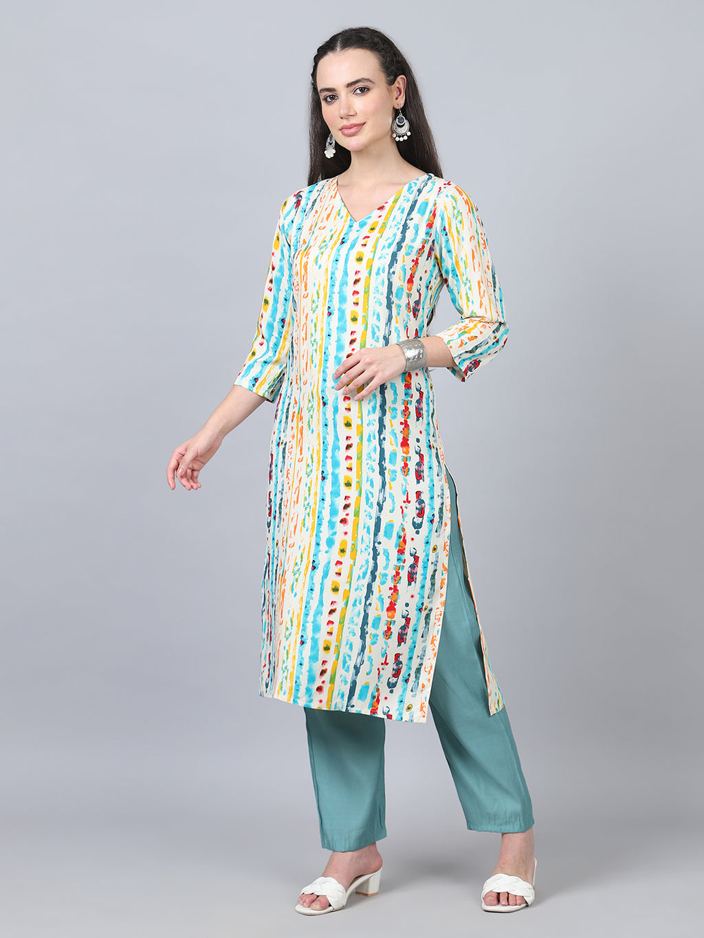 Flamboyant Beige Printed Straight Women's Kurti