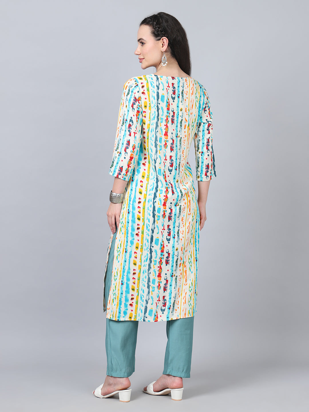 Flamboyant Beige Printed Straight Women's Kurti