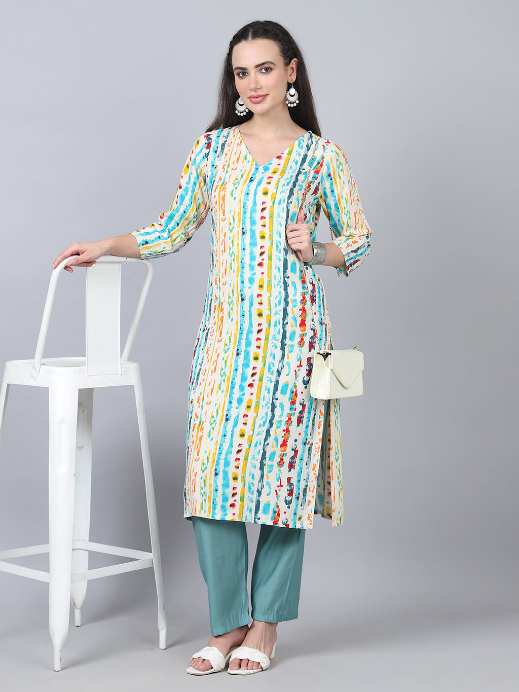 Flamboyant Beige Printed Straight Women's Kurti