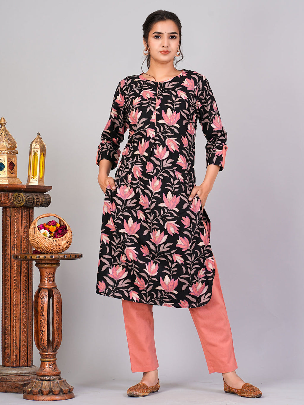 Black Ethnic Motifs Floral Print Kurta with Trousers & Dupatta 5th
