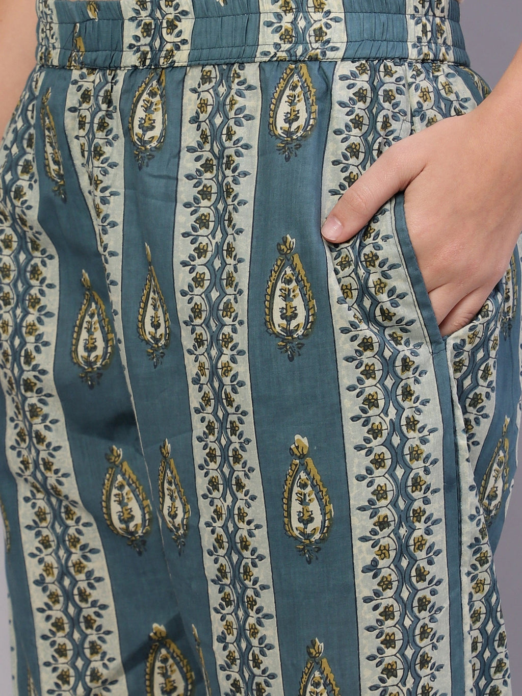 FLAMBOYANTTREND Blue Ethnic Motifs Floral Print Kurta with Trousers & Dupatta By Flamboyant 3 pcs set kurta kurta set Pant Women kurta set