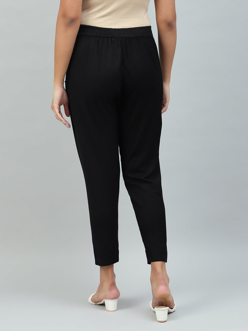 Flamboyant Black Cassual Cotton Solid Women Pant. 3rd
