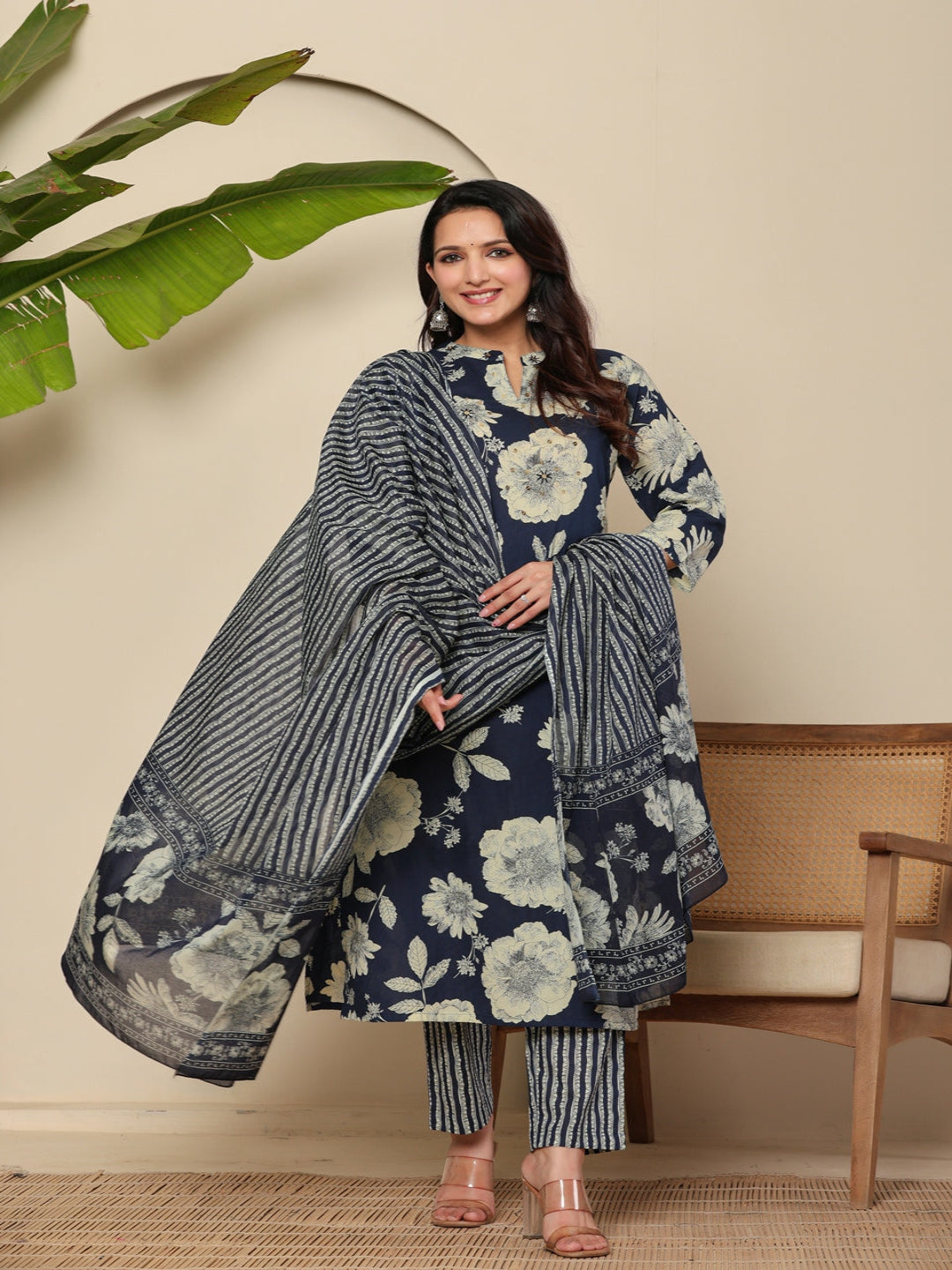 Women Printed Regular Pure Cotton Kurta With Trousers & Dupatta