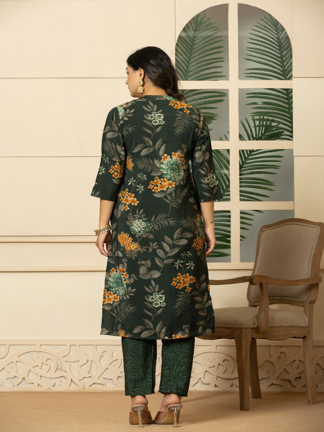 Green Modal chanderi Straight Kurta with Embroidered Collar and Pant with Dupatta 4th