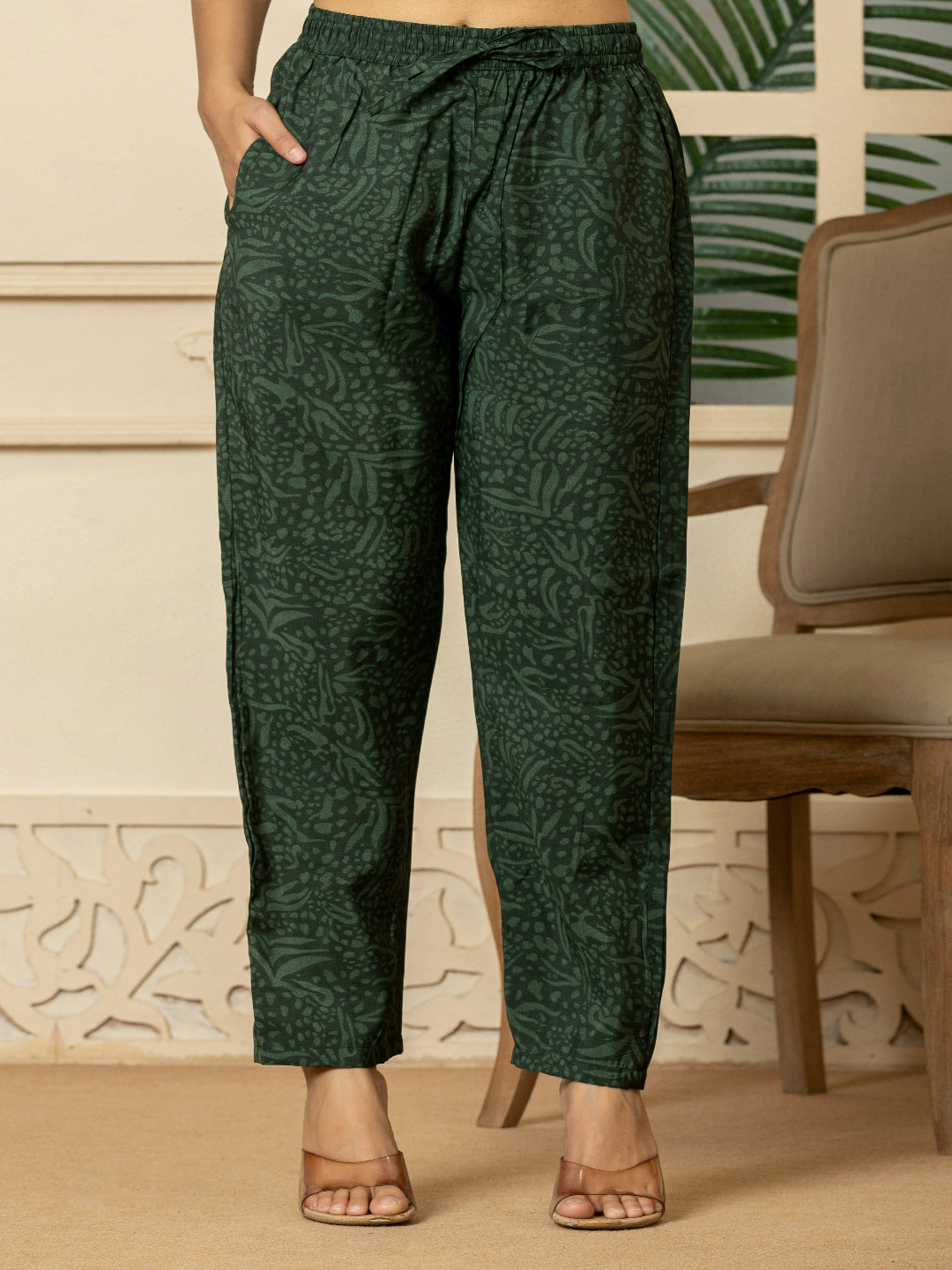 Green Modal chanderi Straight Kurta with Embroidered Collar and Pant with Dupatta 8th