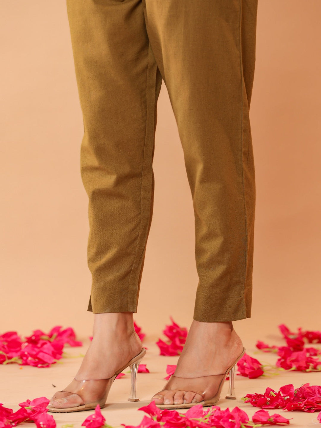 Flamboyant Mehndi-Green Cassual Solid Women Pant. 2nd
