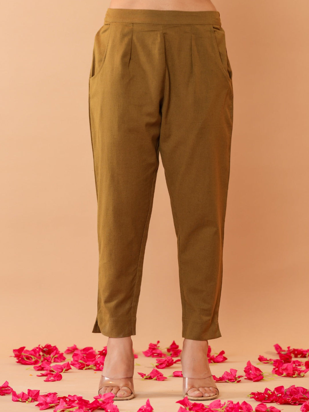 Flamboyant Mehndi-Green Cassual Solid Women Pant. 4th
