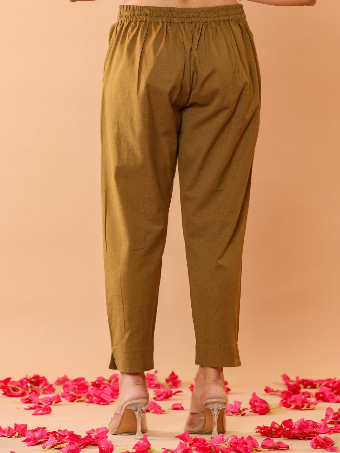Flamboyant Mehndi-Green Cassual Solid Women Pant. 5th
