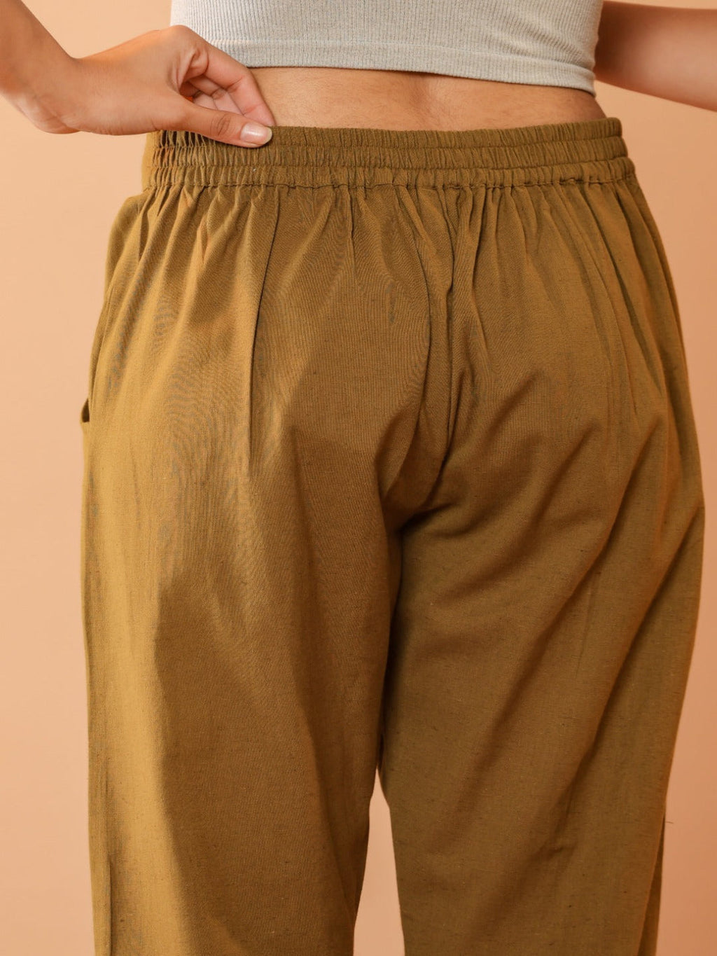 Flamboyant Mehndi-Green Cassual Solid Women Pant. 7th
