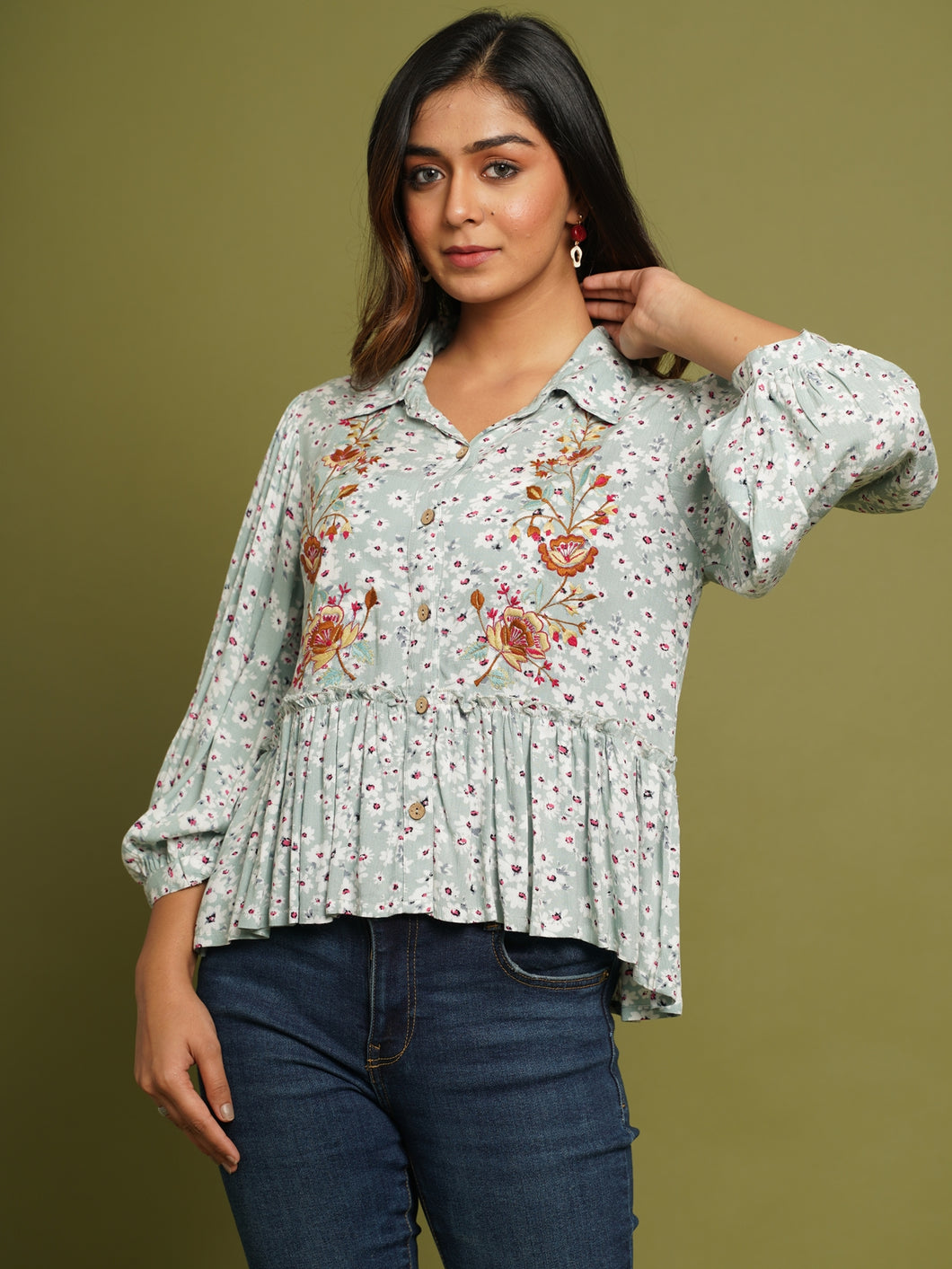 FLORAL PRINT EMBROIDERED TOP