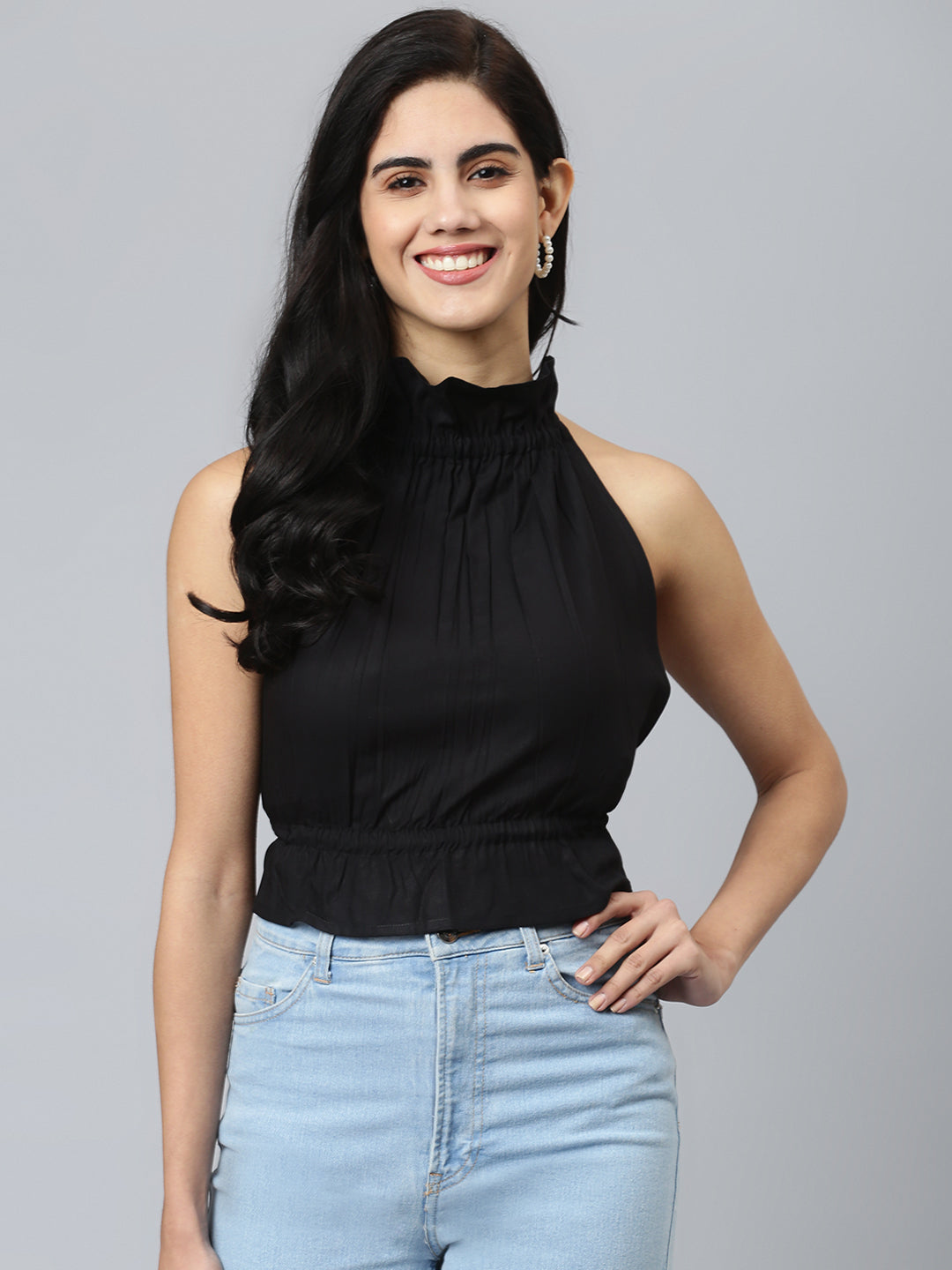 Flamboyant Women Solid Black Sleeveless Backless 1st
