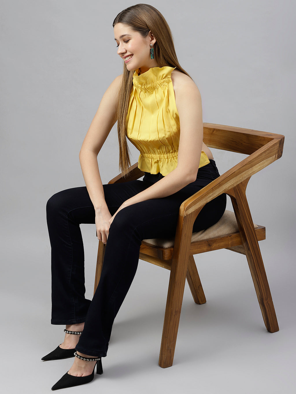 Flamboyant Women Solid Yellow Halter Neck Backless Top 7th
