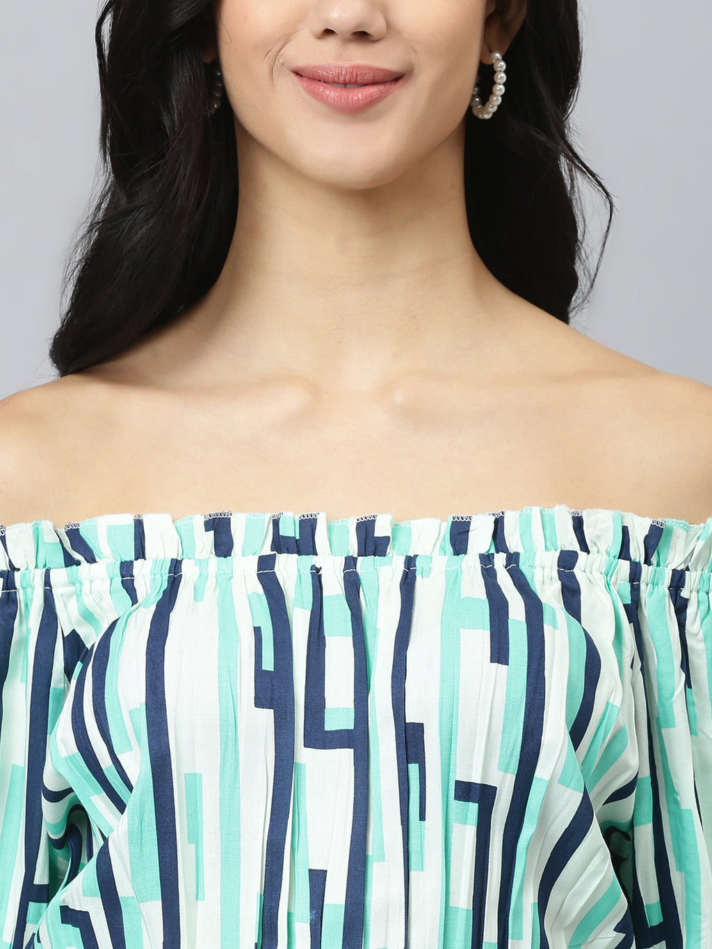 FLAMBOYANTTREND Light Green Balloon Fit Top By Flamboyant Top