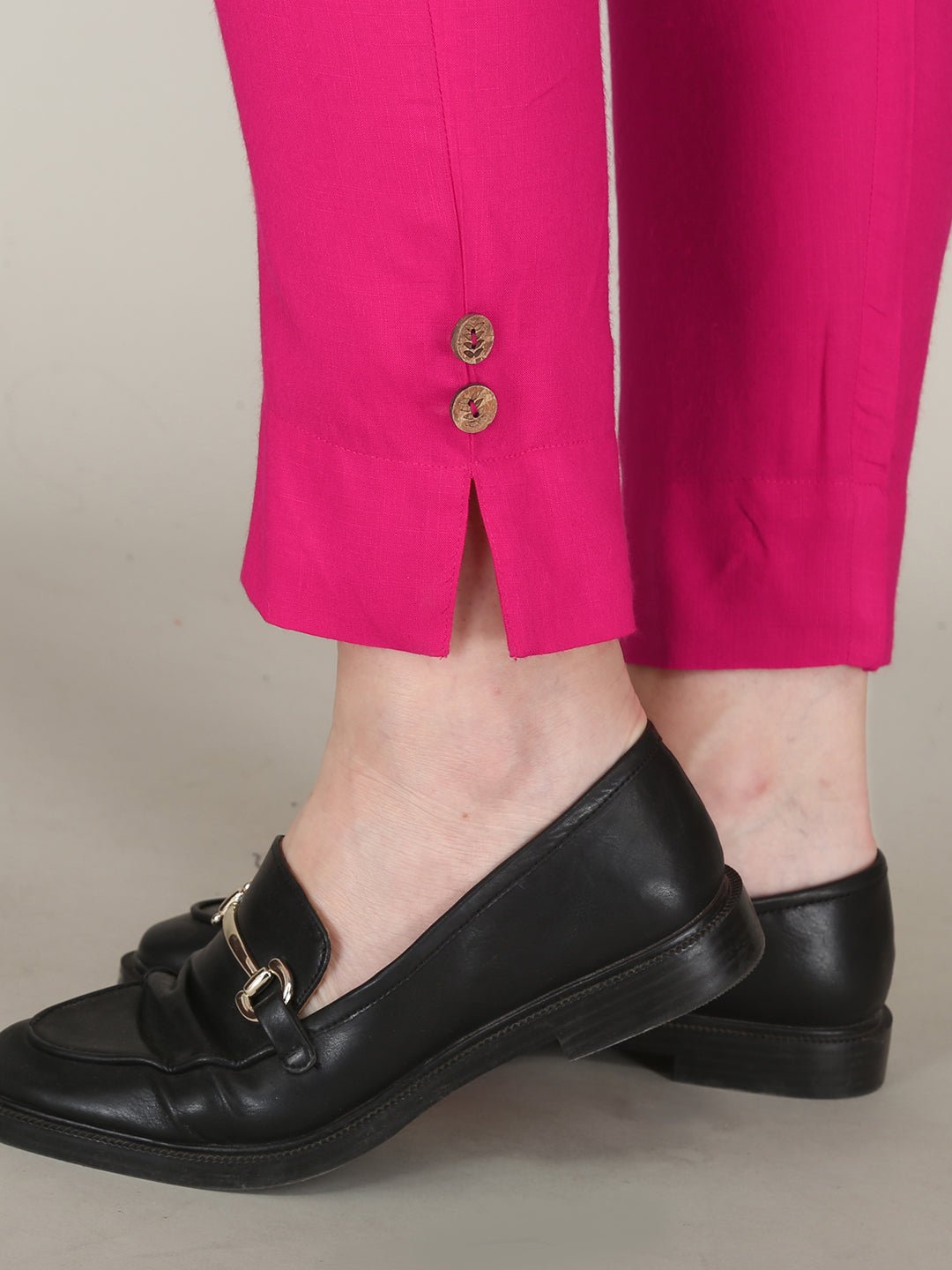 Solid Colour Long Fit Pink Pant For Women 4th
