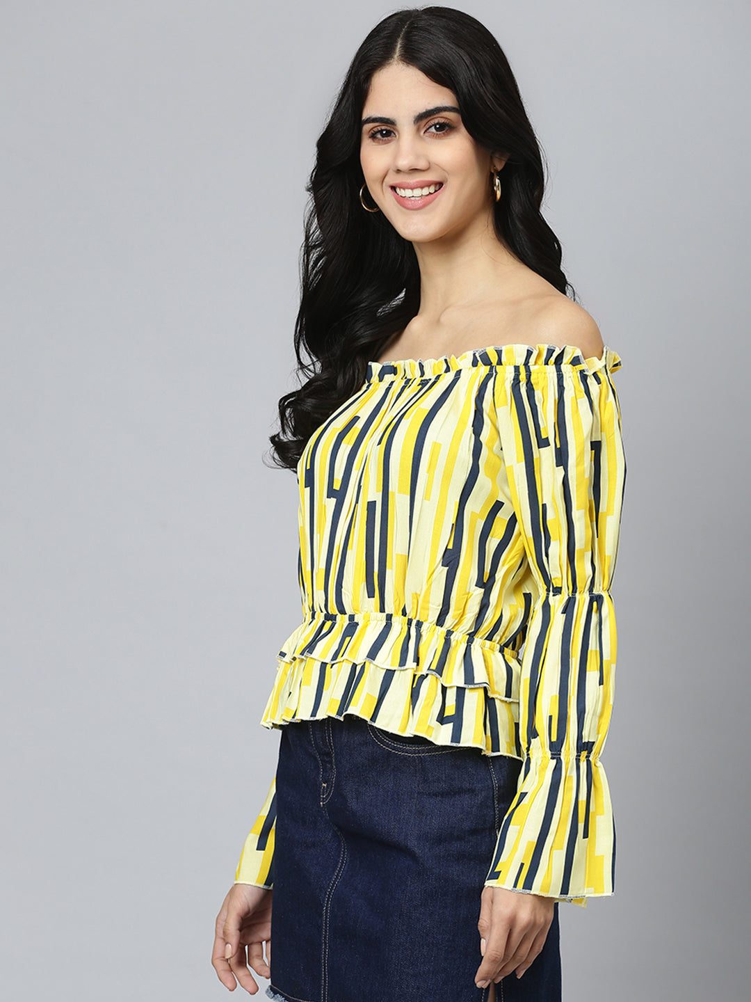 FLAMBOYANTTREND Yellow Balloon Fit Top By Flamboyant Top